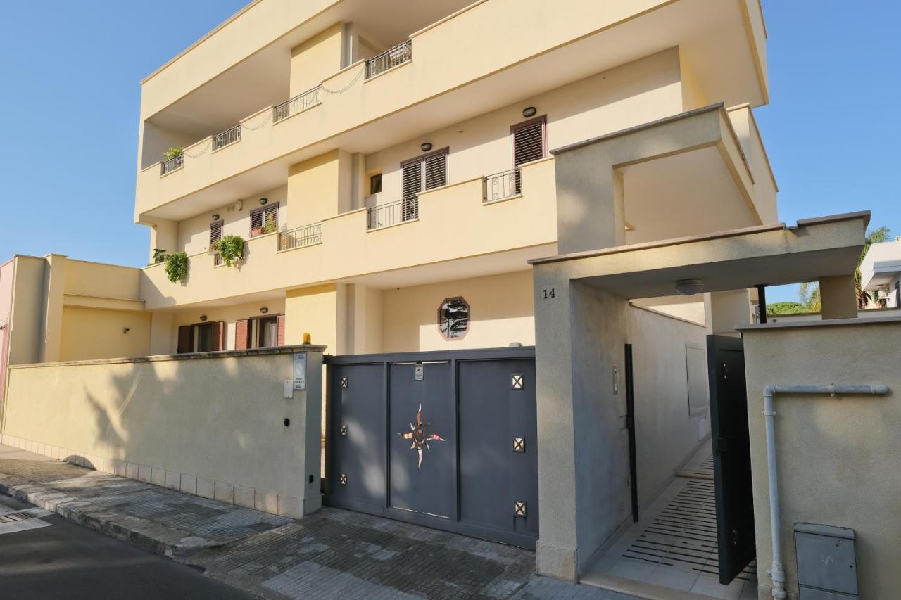 Modern House - 5 Stelle - Posto Auto Privato Apartamento Brindisi Exterior foto